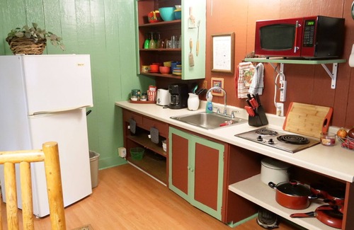 New Meadows Cabina | "Sportman's Haven" - Cabin 8