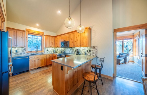 Powell Butte Cabina | Cabin 86 Sage Canyon - Brasada Ranch I Hot tub I Golf I Mountain Views