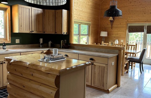 McMillan Cabina | Cabin at Big Manistique Lake!