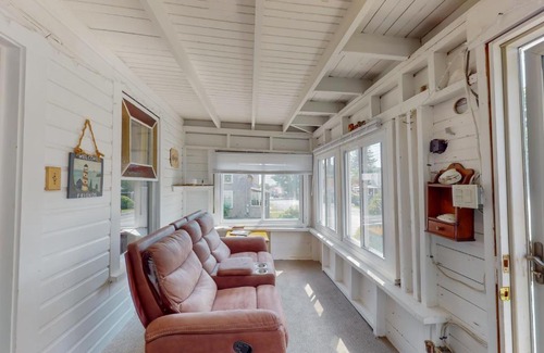 Old Orchard Beach Casa | Cabin at the Beach