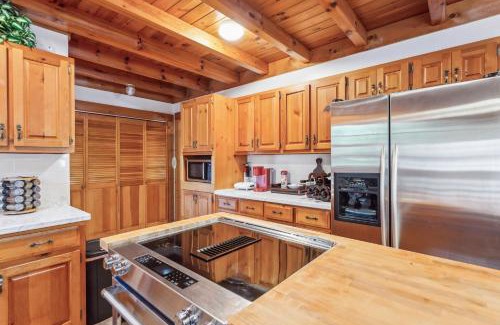 Gainesville Casa | Cabin Bliss - Just 1 Mile from Lake Lanier