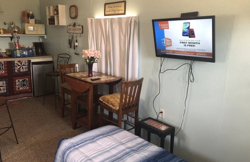 Sutherland Springs Cabina | Cabin by the Lake