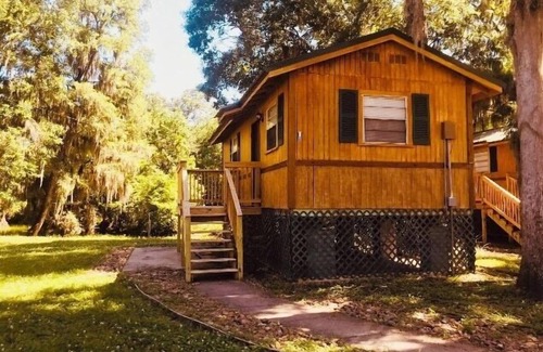 Cleveland Cabina | Cabin C4 / Beautiful Place