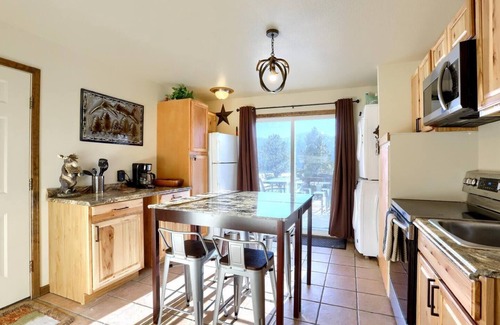 Twin Lakes Cabina | Cabin Compound | Lake + Alpine Lookout | Fast Wifi