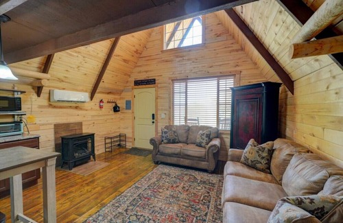 Mount Pleasant Cabina | Cabin · Cozy Private Mountain Cabin on 1,000 acre property
