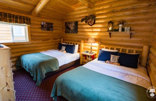 Thayne Cabina | Cabin Creek Inn - Standard Double Queen Cabin