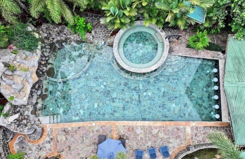 Palma Cabina | Cabin Featuring Jacuzzi and Pool in La Fortuna