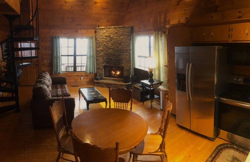 Sewanee Cabina | Cabin Fever!