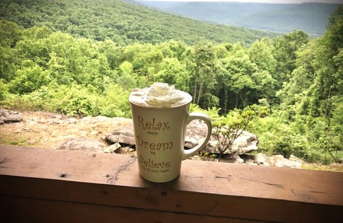 Sewanee Cabina | Cabin Fever!