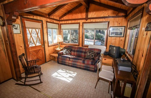 Fawnskin Cabina | Cabin Idle Ours-933 by Big Bear Vacations
