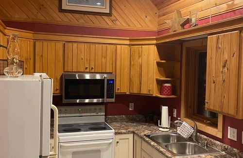 Westby Cabina | Cabin in Beautiful Timber Coulee