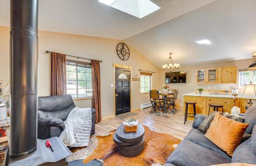 Lake George Casa | Cabin in Eleven Mile Village with Patio and Gas Grill!