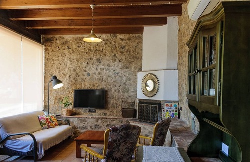 Les Planes d'Hostoles Casa | CABIN in the Garrotxa Volcanic Zone Natural Park. NATURE 100% !!