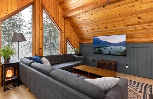 Pemberton Cabina | Cabin in the Woods - The Bergli