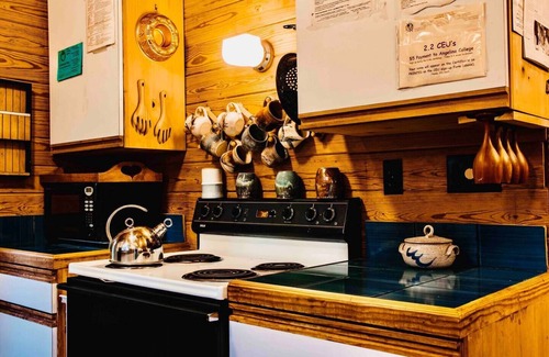 Van Zandt County Casa | Lodge en Woods, cerca de la I-20, al este de Dallas, cerca de Canton, Tyler y Edom