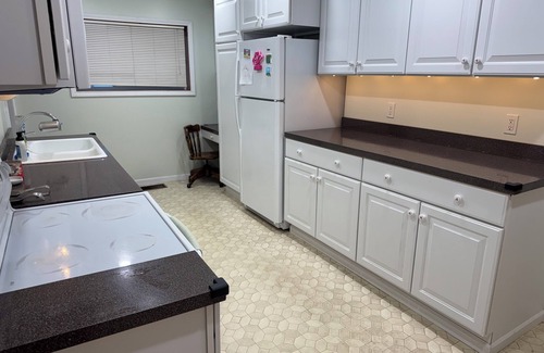Cheboygan Casa | Cabin-like feel in the City, Steps from the trail and Downtown Cheboygan