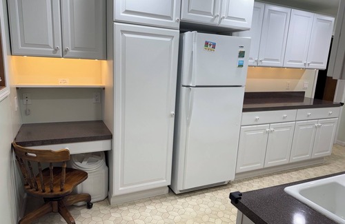 Cheboygan Casa | Cabin-like feel in the City, Steps from the trail and Downtown Cheboygan