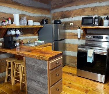 Trenton Casa | Cabin Lookout Mountain
