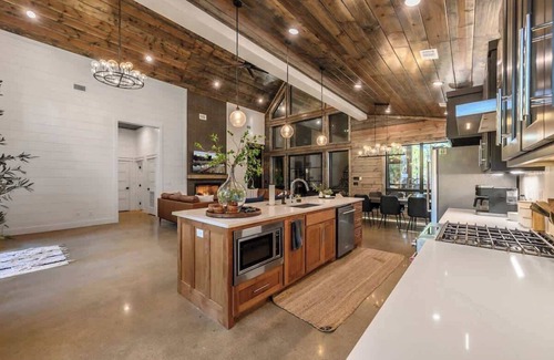Hochatown Cabina | CABIN - Near BLACK MOUNTAIn