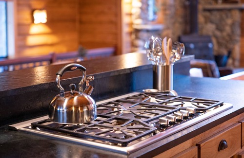 Cold Springs Cabina | Cabin Near Dodge Ridge+Hot Tub+Pool Table+Sledding