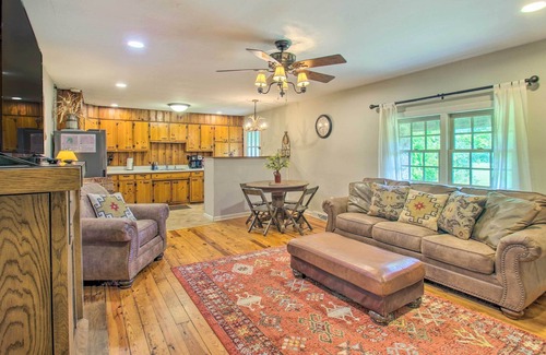 Buena Vista Cabina | Cabin on Private Estate, 5 Mi to River Access