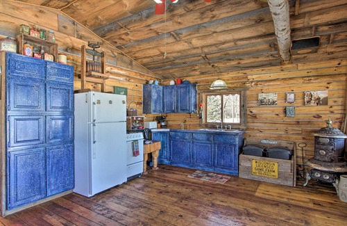 Nekoosa Cabina | Cabin on Private Island < 6 Mi to Sand Valley Golf