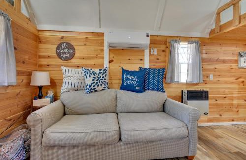 Austinville Apartamento | Cabin on Rivers Edge Trail in Steamboat Rock!