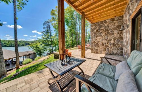 Moneta Casa | Cabin on the Cove