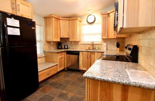 New Braunfels Apartamento | Cabin on the Hill