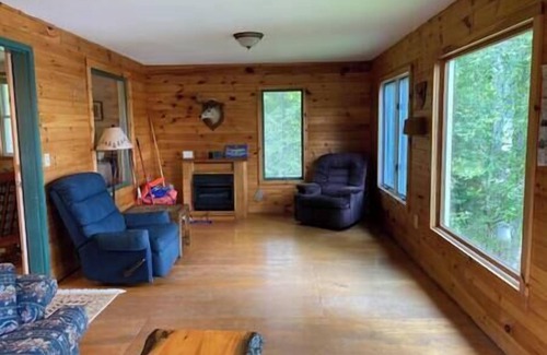 Indian Lake Cabina | Cabin on the Knoll at Lake Abanakee