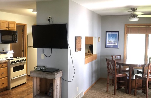 Trempealeau Cabina | Cabin on the Mississippi River