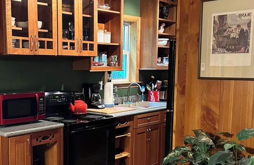 Shippenville Cabina | Cabina de marco de madera ubicada al lado del Clarion River & North Country Trail