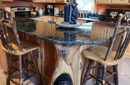 Brant Lake Casa | Cabin on the Schroon with nearby Skiing, Snowmobiling, Hiking and many lakes.