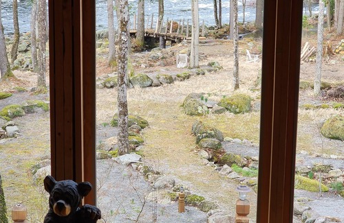 Brant Lake Casa | Cabin on the Schroon with nearby Skiing, Snowmobiling, Hiking and many lakes.