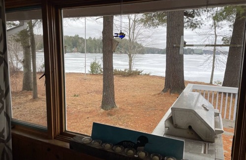 Litchfield Cabaña | Cabin on Woodbury Pond
