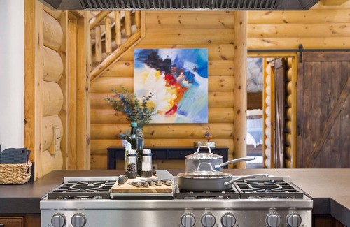 West Fairfax Casa | Cabin, Pool, Hot Tub, Lake, Wineries and Mountains Oh My!