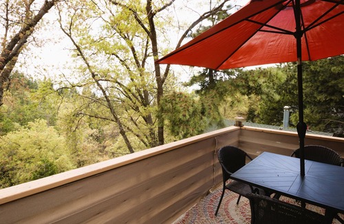 Running Springs Cabina | Cabin - Rustic Glam + Game Room + Views +Workspace- Minutes from attractions