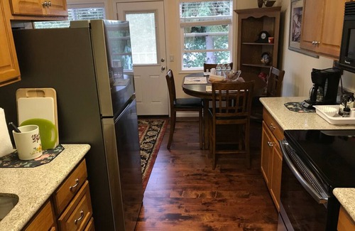Soldotna Condominio | Cabin-Style Condo on World-Famous Kenai River