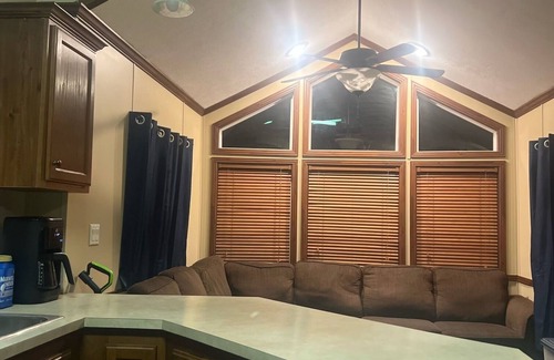Benezette Cabina | Cabin-style tiny home along best elk viewing road