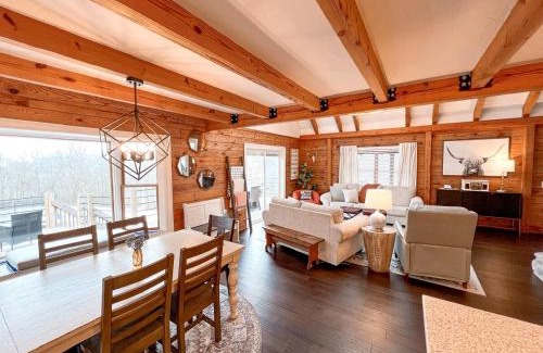 Burlington Casa | Cabin Sweet Cabin