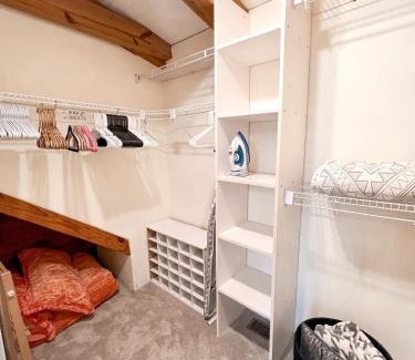 Burlington Casa | Cabin Sweet Cabin