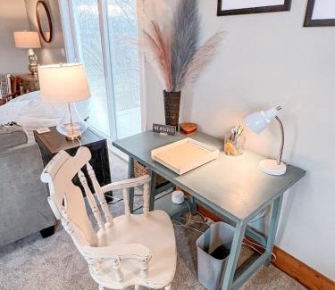 Burlington Casa | Cabin Sweet Cabin