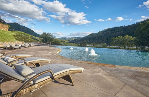 Hoback Junction Casa | Cabin with Club Access - Snake River Sporting Club