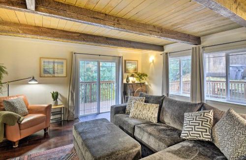 Shelton Casa | Cabin with Hot Tub, 25 Mi to Olympic Natl Park