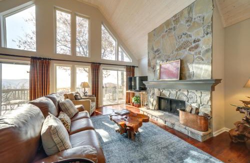 Sapphire Casa | Cabin with Mountain Views Near Cashiers and Highlands