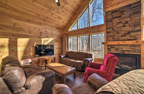 Massanutten Casa | Cabin with Mtn View, 4 Mi to Massanutten Resort