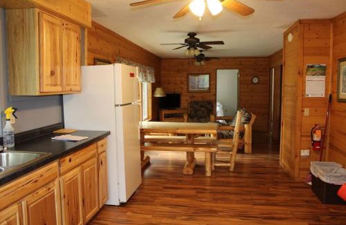 Deer River Casa | Cabin10 - Poolside Cabin with a lake view and great fishing
