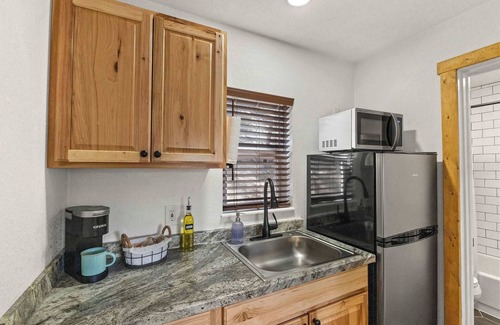 Estes Park Apartamento | Cabin15 - King bed! Hotel Style Unit