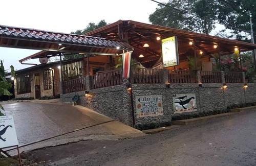 Bahía Drake Cabina | Cabinas Pura Vida Bed & Breakfast