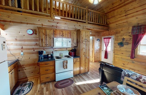 McArthur Cabina | Cabaña-Baño Privado-Estándar-Fireflies Hollow